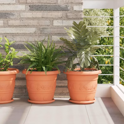 Ümmargused plastlillepotid drenaažiavadega, kohviroosa, Ø 26 x 21,5 cm, 6 tk