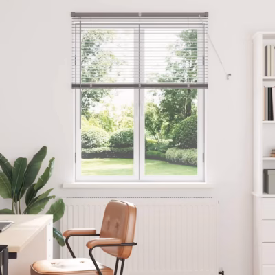 Hõbedane alumiiniumist veneetsia ruloo, 130 x 100 cm