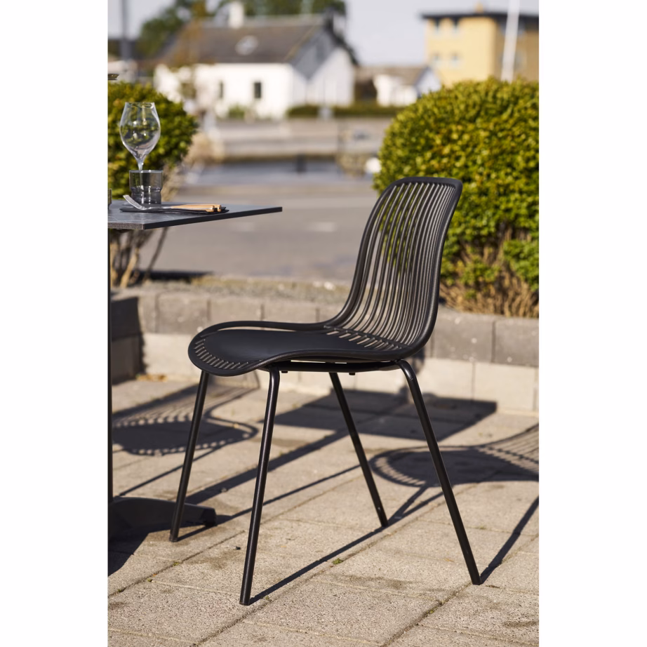 Must virnastatav aiatool polüpropüleenist ja terasjalgadel Branson – 7