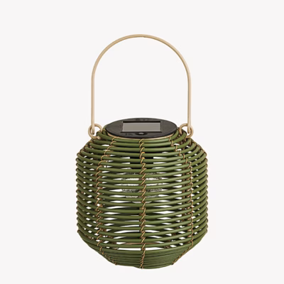 Roheline päikesepaneeliga laetav aialatern Crewe