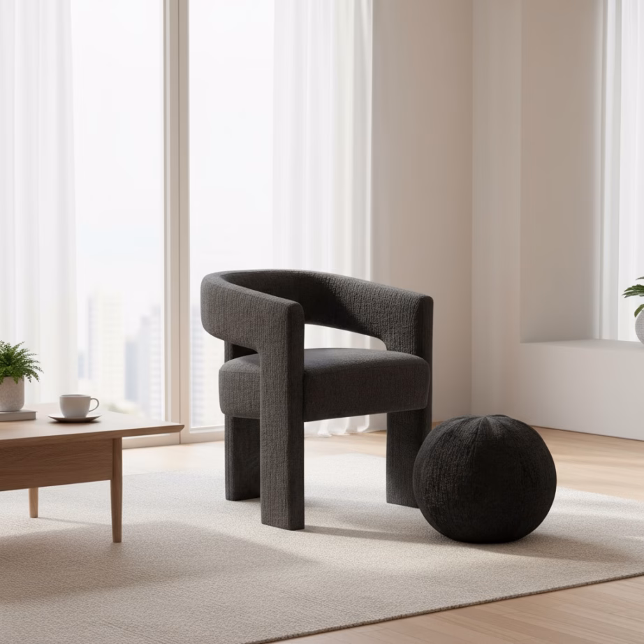 Must sametist dekoratiivpadi kuul Livin Hill Leith LET76BL, 37 cm - 13