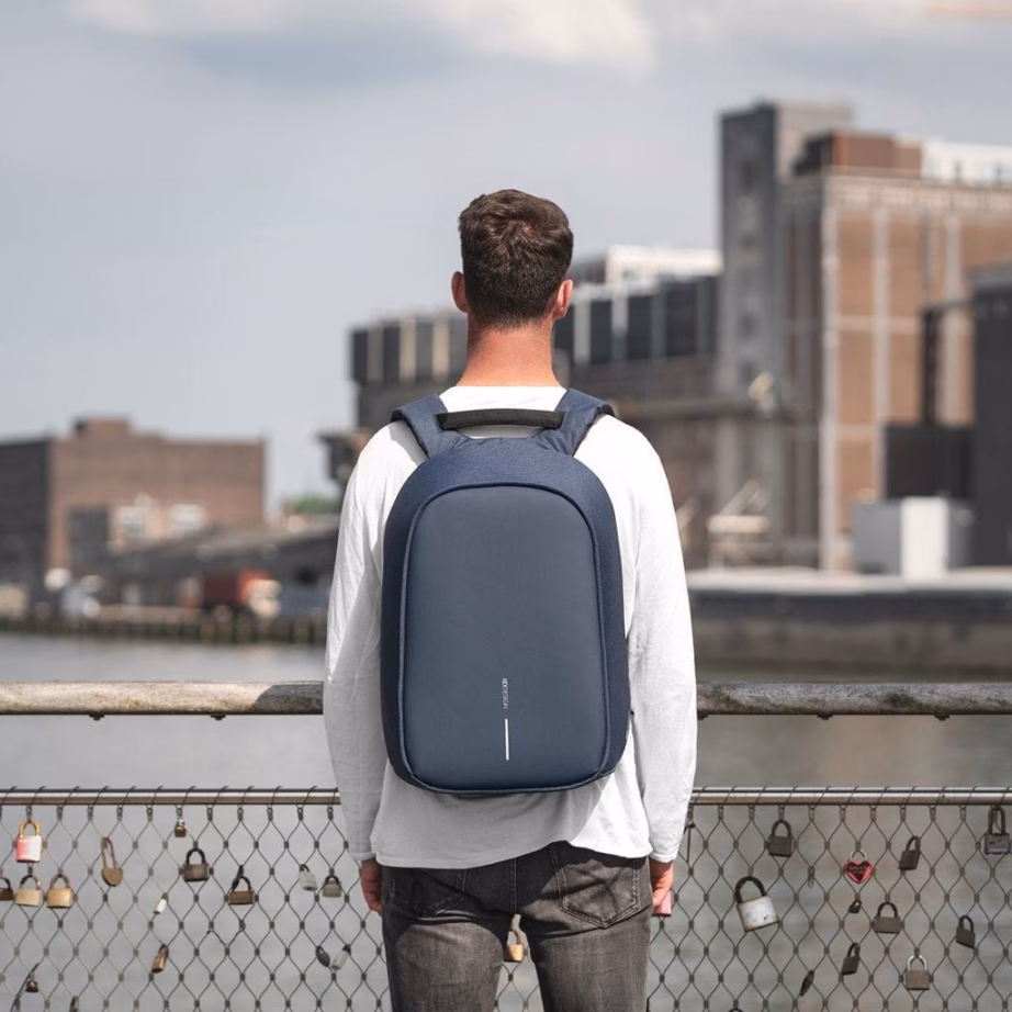 Vargusvastane seljakott XD DESIGN Bobby Hero XL P705.715, tumesinine, 21,5 l, USB, RFID - 18