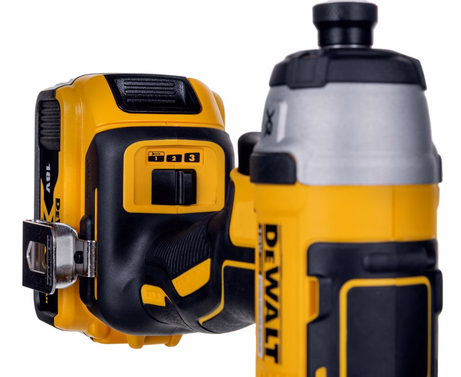 Akutööriistakomplekt DeWalt DCK422P3, 18 V, 3 × 5 Ah, laadija ja kohver - 15