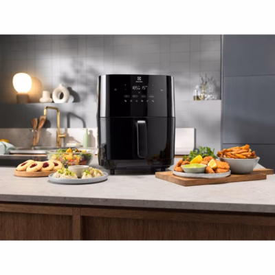 Aurufunktsiooniga kuumaõhufritüür Electrolux EAF7SB, 6,9 l, must