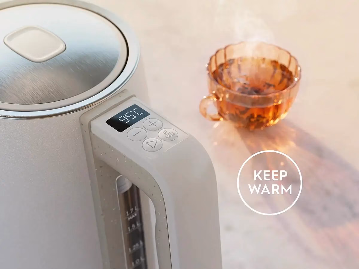 Hoiab vee temperatuuri kuni 40 minutit