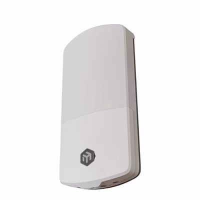 MikroTik wAP ax LTE7 kit 4G-väliruuter valges korpuses eestvaates