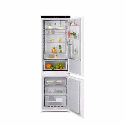 Integreeritav külmik Electrolux E8CNGD18S avatud ustega, riiulid ja sügavkülmiku sahtlid näha