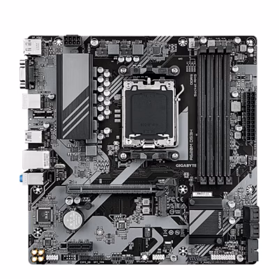 Gigabyte A620M DS3H emaplaat eestvaates AM5-sokli ja nelja mälupesaga