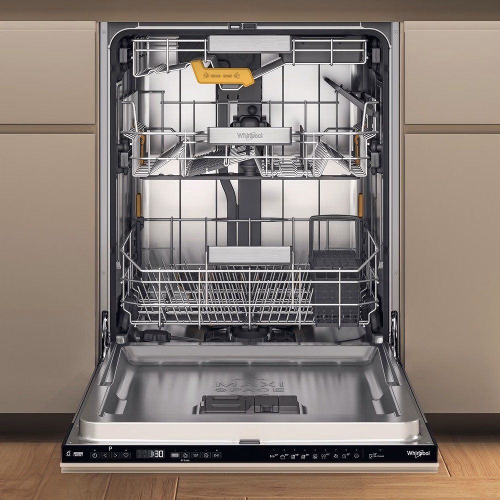 Nõudepesumasina Whirlpool W8I HP42 L pesukamber ja korvid avatud ukse taga