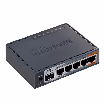 Must juhtmega ruuter MikroTik hEX S viie Ethernet-pordi ja SFP-pesaga
