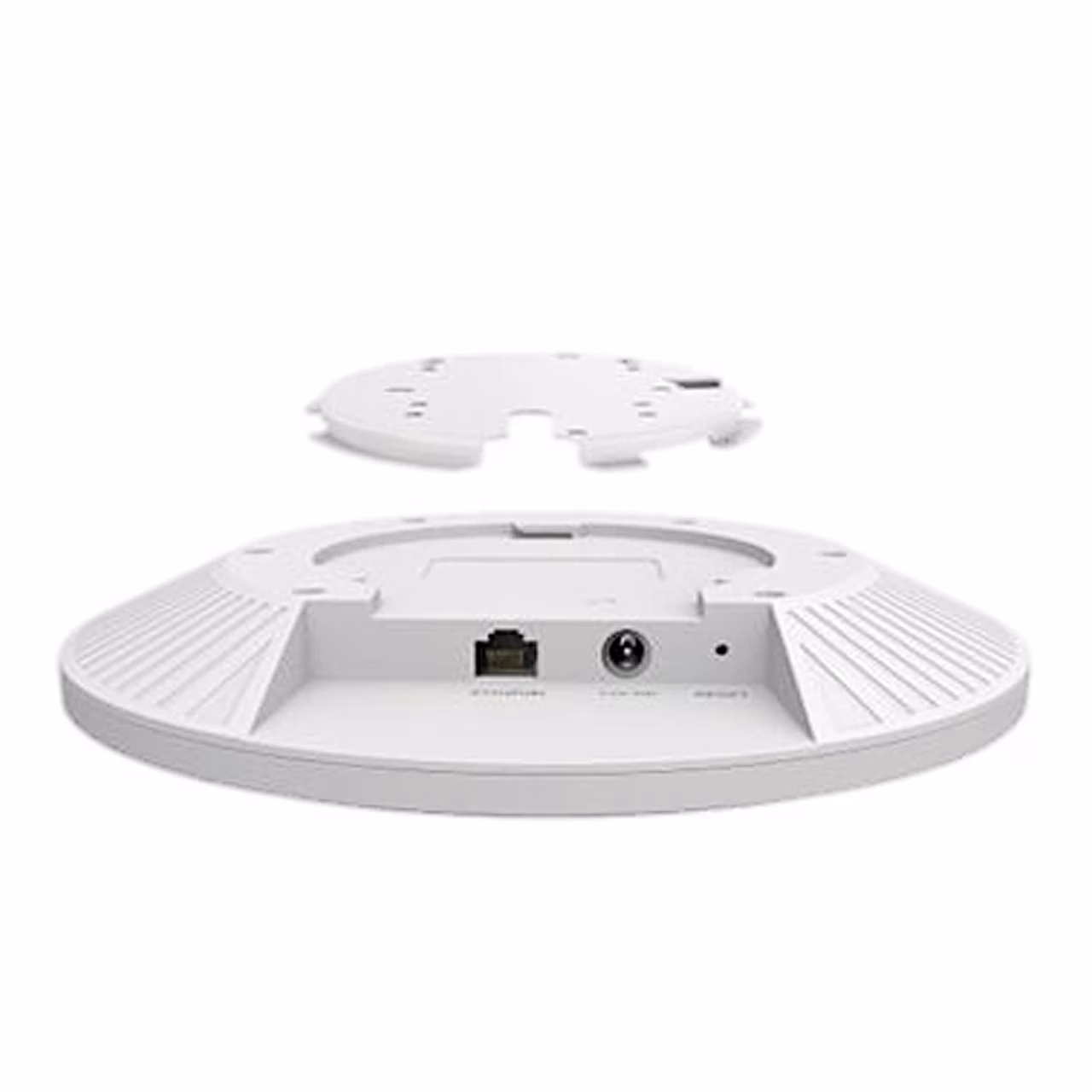 TP-Link EAP670 tagakülg ja eraldatud kinnitusplaat paigaldamiseks