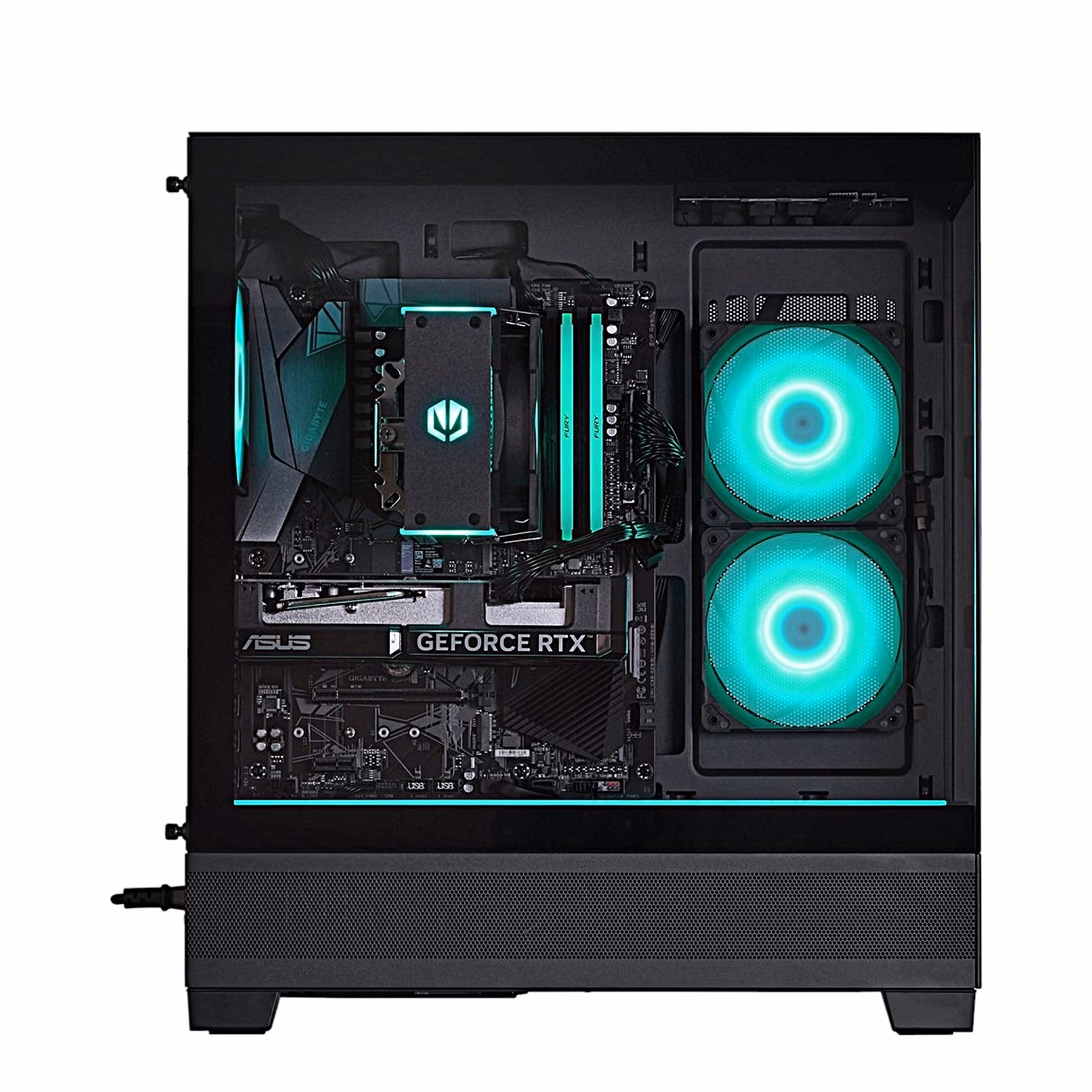 Mänguri lauaarvuti Actina küljelt, GeForce RTX graafikakaart ja kaks ventilaatorit