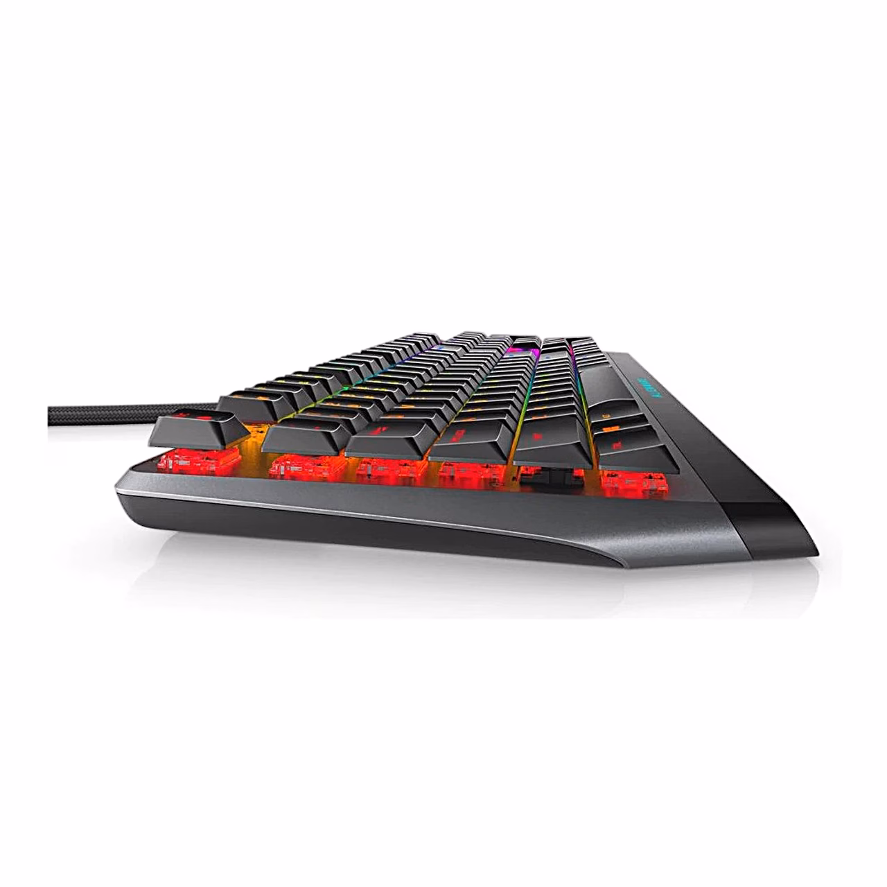 Alienware AW510K klaviatuuri madal profiil küljelt koos punutud kaabliga