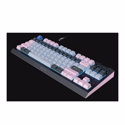 Razer BlackWidow V4 TKL roosade ja helesiniste klahvikatetega mänguklaviatuur nurga alt