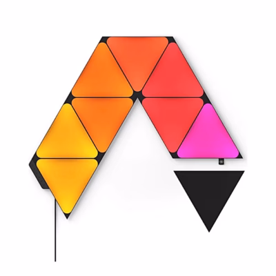Nanoleaf Shapes Black Triangles paneelid oranži ja punase valgusega, üks must kolmnurk