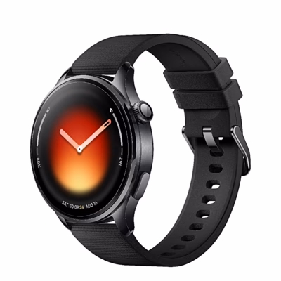 Nutikell Xiaomi Watch 5 musta korpuse ja musta rihmaga, vaade nurga alt