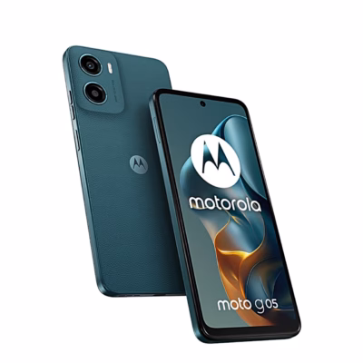 Roheline nutitelefon Motorola moto g05 tagant ja eest nurga alt