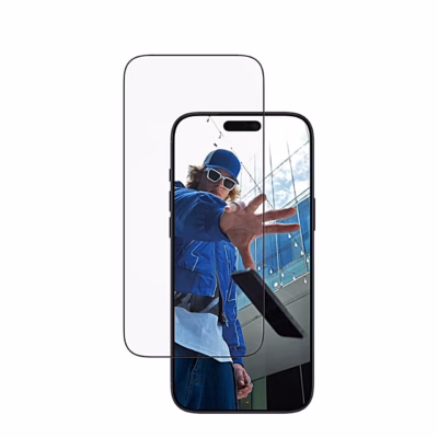 iPhone 17 Pro Max ja PanzerGlass Ultra-Wide Fit kaitseklaas, suur eestvaade