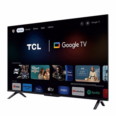 Teler TCL 65T69C vasakult nurga alt, ekraanil Google TV avaleht