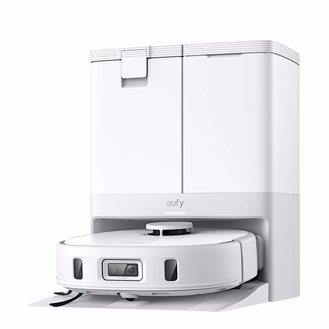 Anker Eufy X10 Pro Omni robot puhastusjaama kaldteel, vaade nurga alt