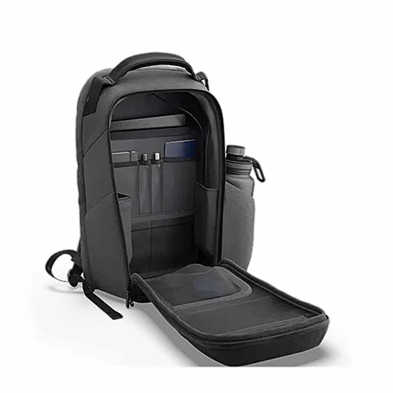Lõpuni avatud esiosaga Lenovo ThinkPad Click-Go Aura Edition, külgtaskus joogipudel