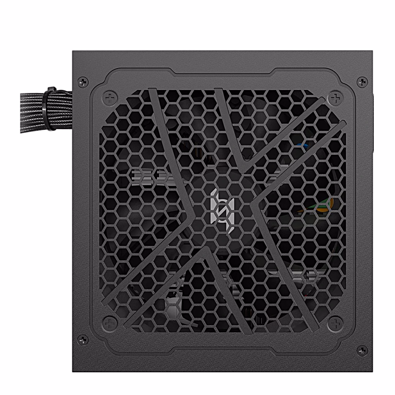 Gamemax MAX P750B jahutusventilaatori kärjekujuline kaitsevõre otsevaates