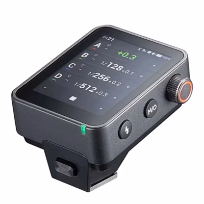 TTL-välgupäästik Godox X3Pro S Sonyle, eestvaade puuteekraani ja seadistusrattaga
