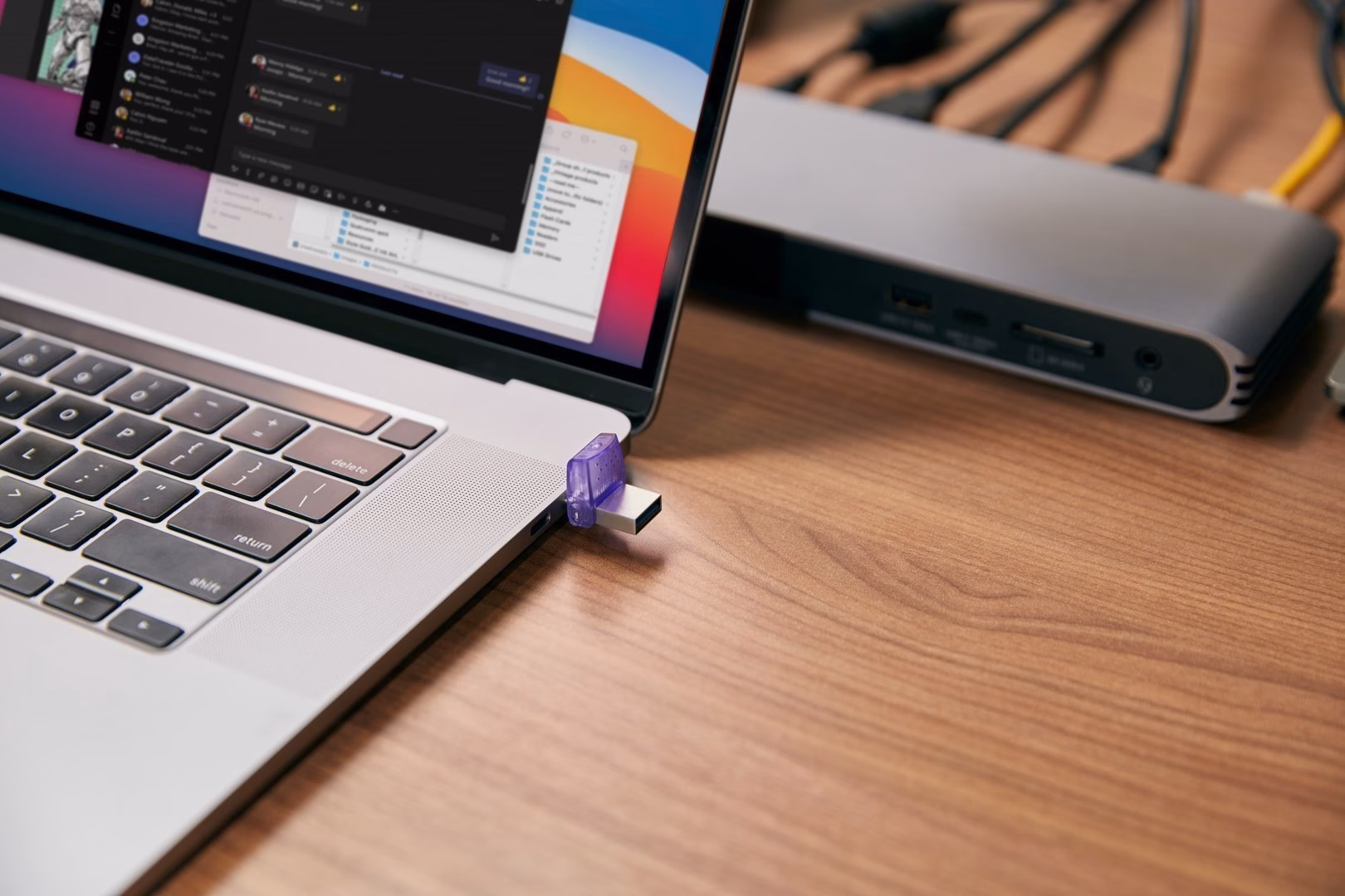 Kingston DataTraveler microDuo 3C sülearvuti USB-C-pordis