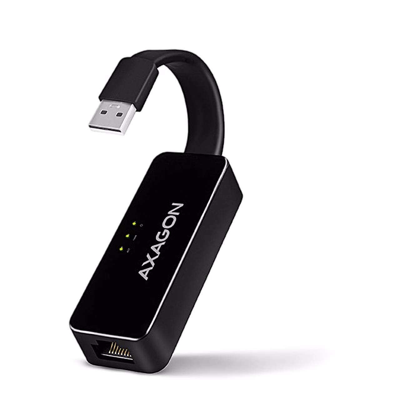 AXAGON ADE-XR võrgukaart ja USB-A-pistik kaugemalt vaadatuna