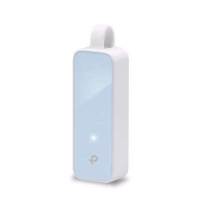 USB-võrgukaart TP-Link UE200 valge korpuse ja helesinise esipaneeliga eestvaates