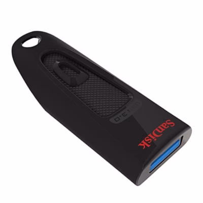 Must USB-mälupulk SanDisk Ultra korpusesse lükatud pistikuga, nurgavaade