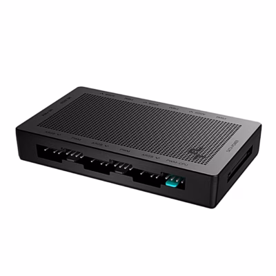 Must ventilaatori kontroller DeepCool SC790 ühenduspesadega esiküljel