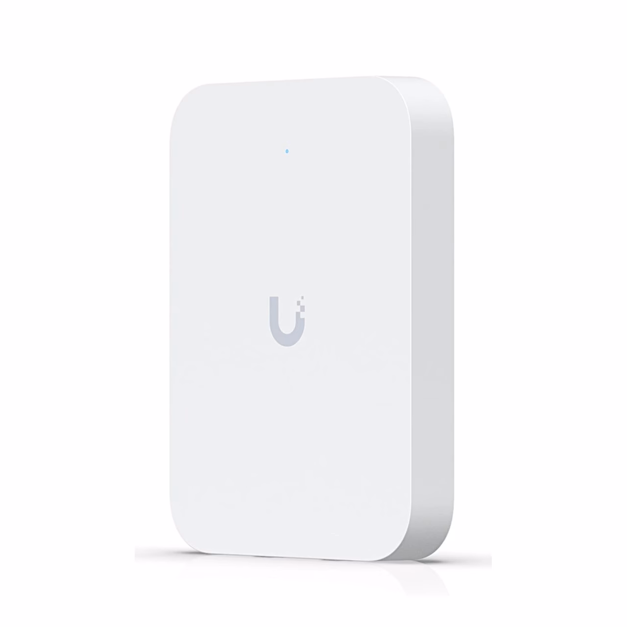 Ubiquiti U7 In-Wall eestvaade nurga alt